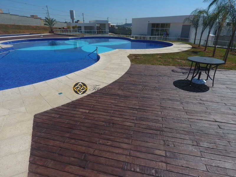 Casa à venda com 3 quartos, 300m² - Foto 16