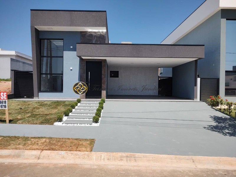 Casa à venda com 3 quartos, 300m² - Foto 1