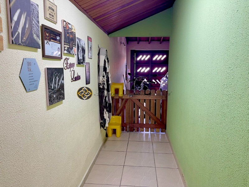 Casa à venda com 2 quartos, 125m² - Foto 18