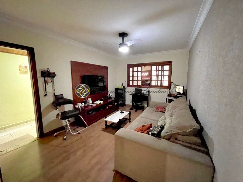 Casa à venda com 2 quartos, 125m² - Foto 3