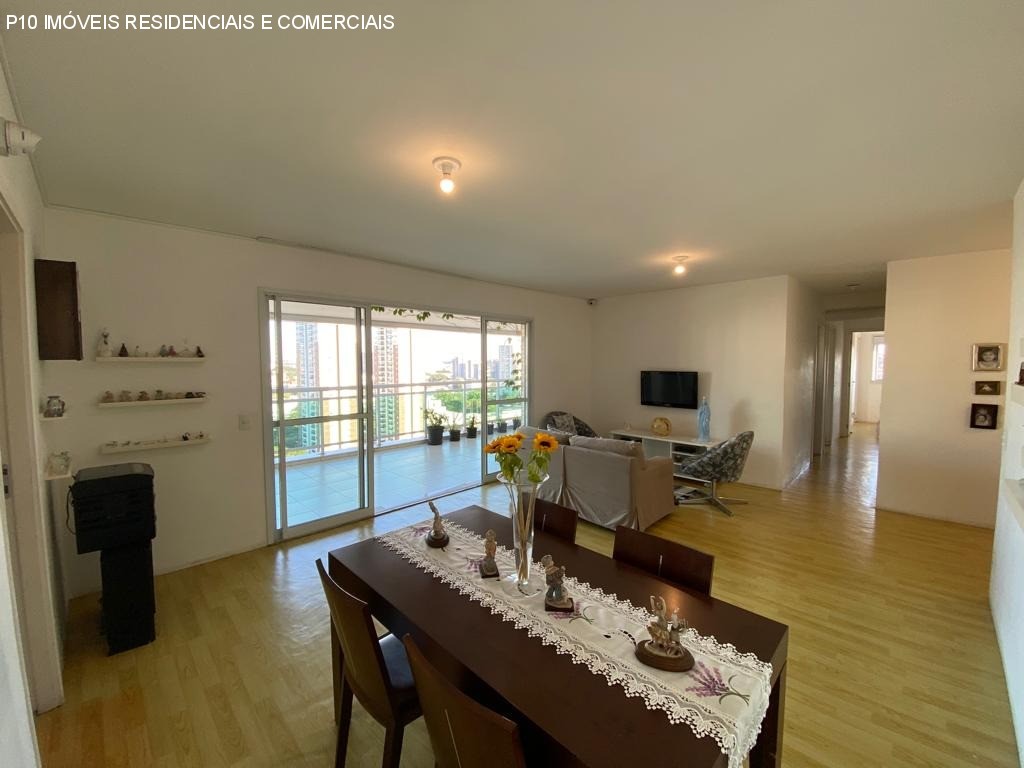 Apartamento à venda com 4 quartos, 137m² - Foto 4