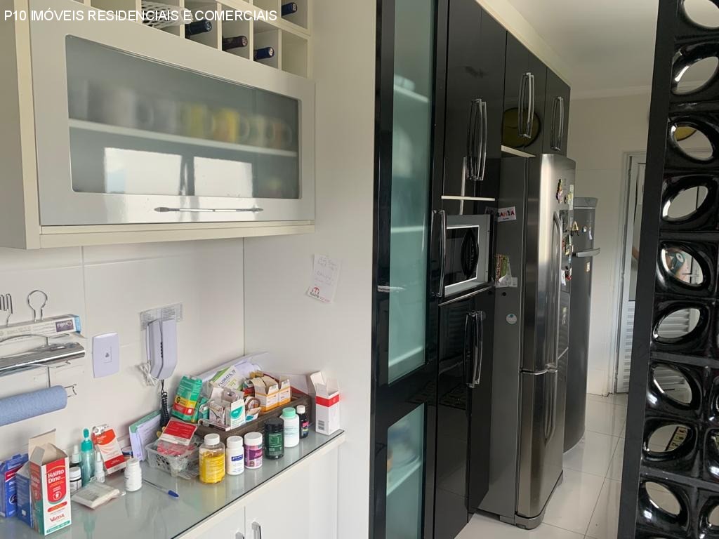 Apartamento à venda com 4 quartos, 177m² - Foto 10