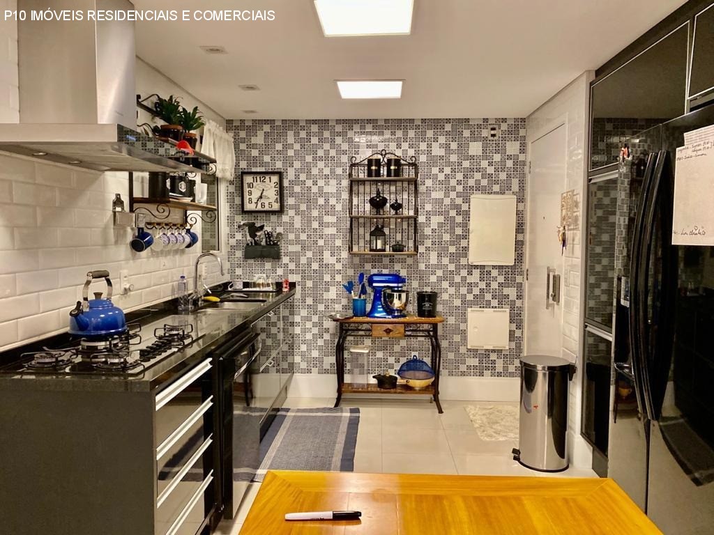 Apartamento à venda com 3 quartos, 177m² - Foto 8