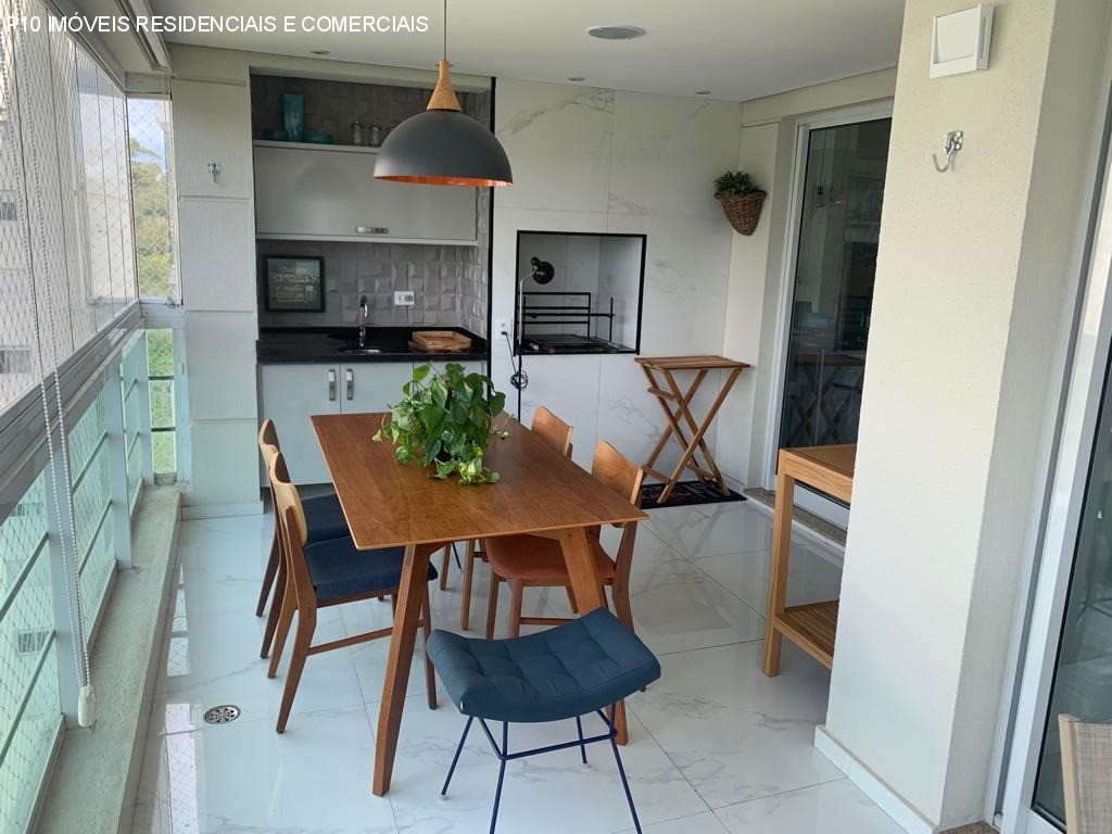 Apartamento à venda com 4 quartos, 177m² - Foto 1