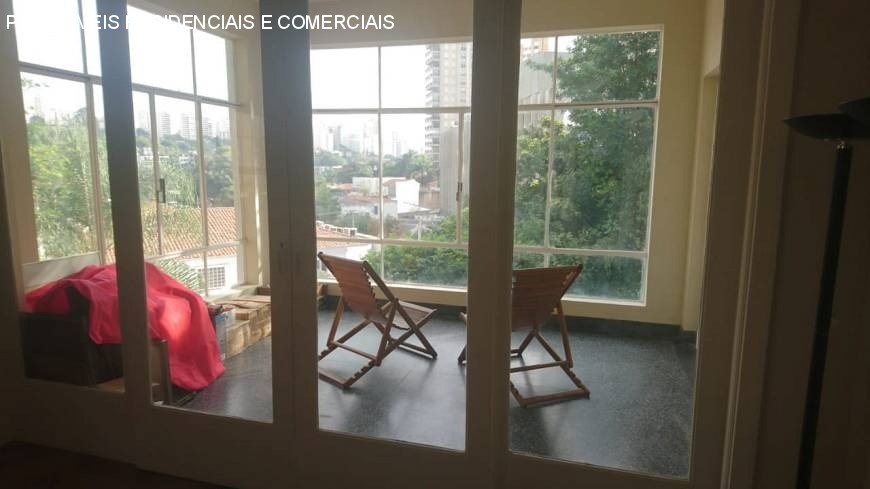 Sobrado à venda com 6 quartos, 690m² - Foto 3