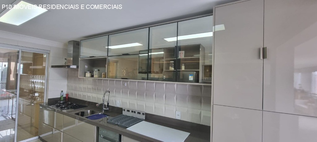 Apartamento à venda com 4 quartos, 195m² - Foto 12