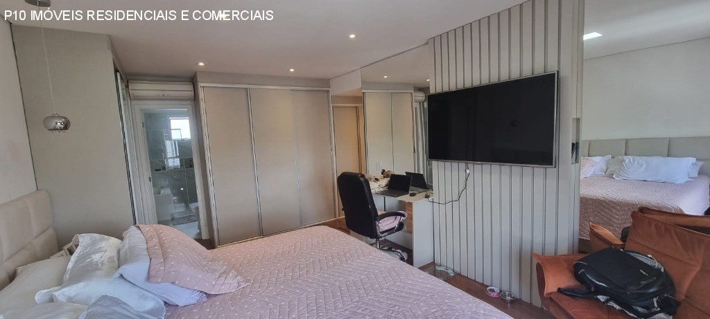 Apartamento à venda com 4 quartos, 195m² - Foto 22