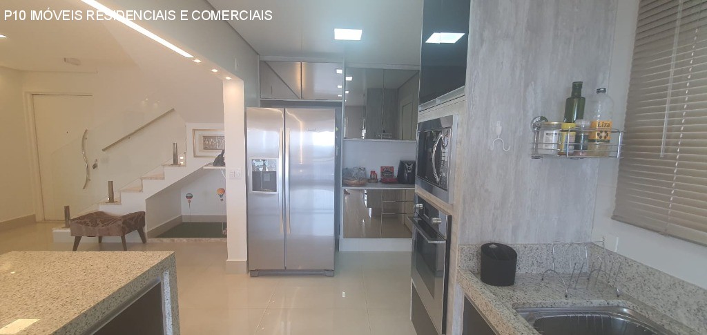 Cobertura à venda com 4 quartos, 266m² - Foto 4