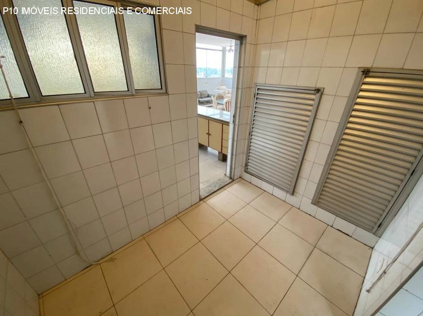 Cobertura à venda com 4 quartos, 309m² - Foto 17