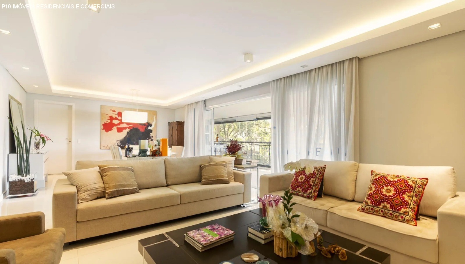 Apartamento à venda com 4 quartos, 256m² - Foto 9