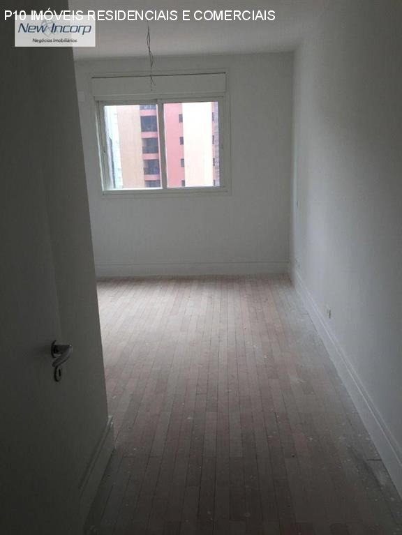 Apartamento à venda com 4 quartos, 270m² - Foto 10