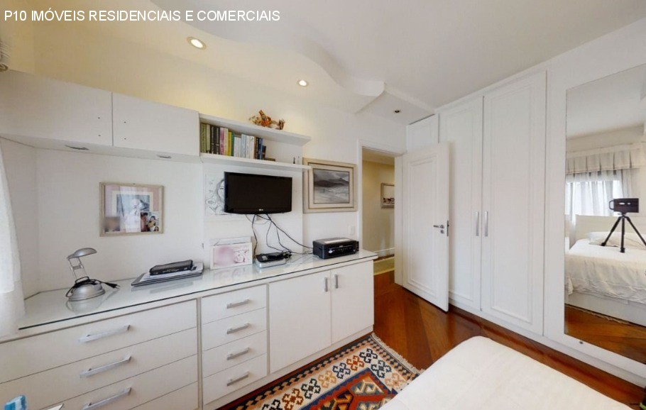 Apartamento à venda com 3 quartos, 212m² - Foto 17