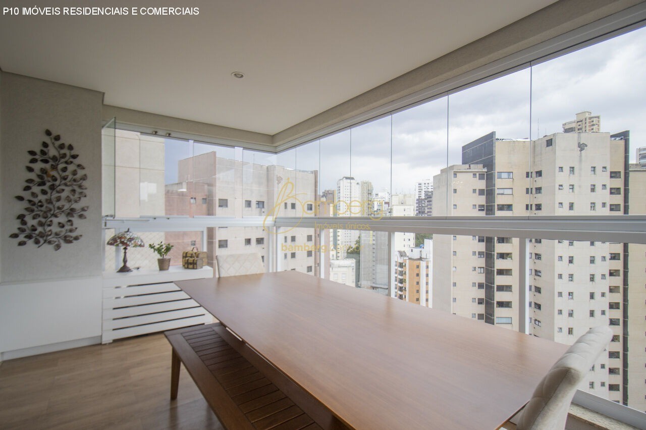 Apartamento à venda com 3 quartos, 137m² - Foto 1