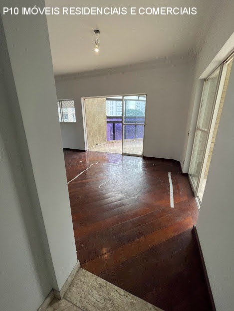 Apartamento à venda com 4 quartos, 271m² - Foto 6