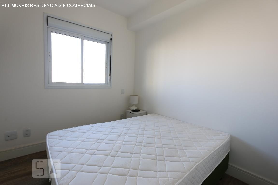 Apartamento à venda com 1 quarto, 38m² - Foto 13