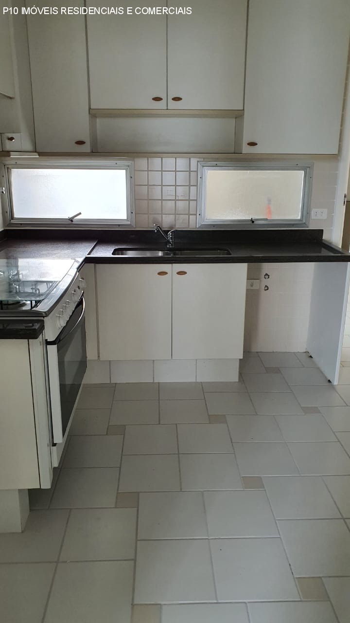 Apartamento à venda com 3 quartos, 195m² - Foto 9