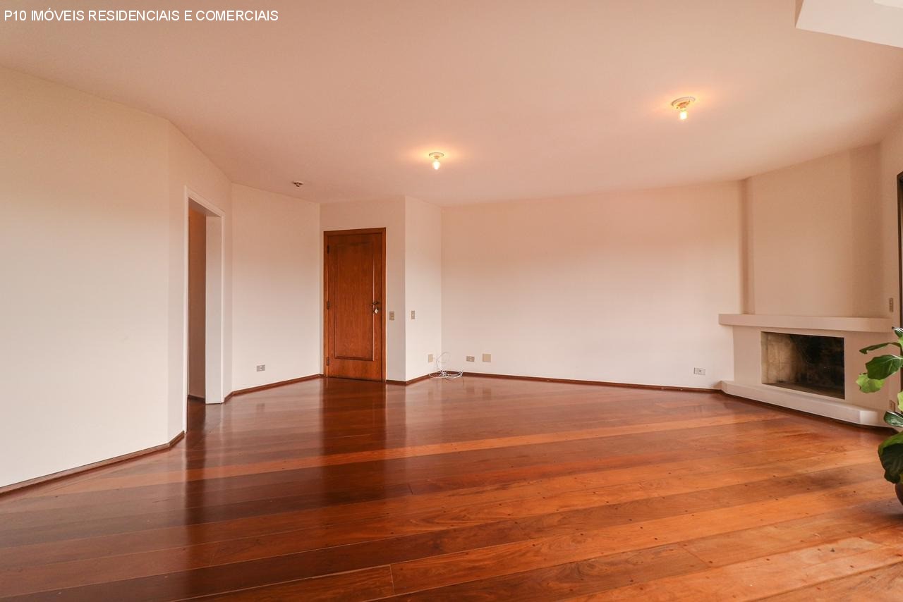 Apartamento à venda com 3 quartos, 138m² - Foto 3