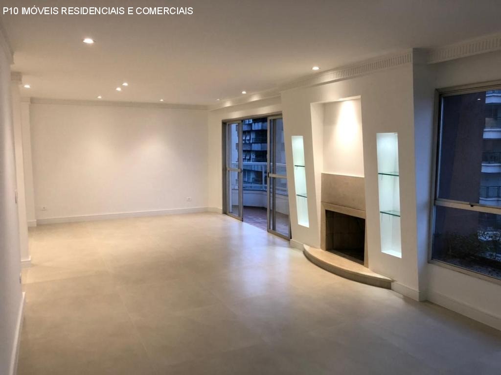 Apartamento à venda com 3 quartos, 195m² - Foto 2