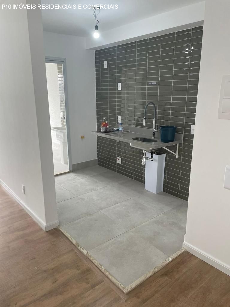 Apartamento à venda com 2 quartos, 68m² - Foto 10