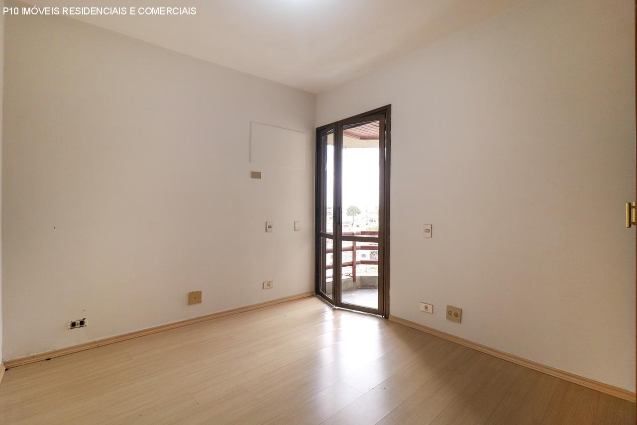 Apartamento à venda com 3 quartos, 138m² - Foto 9