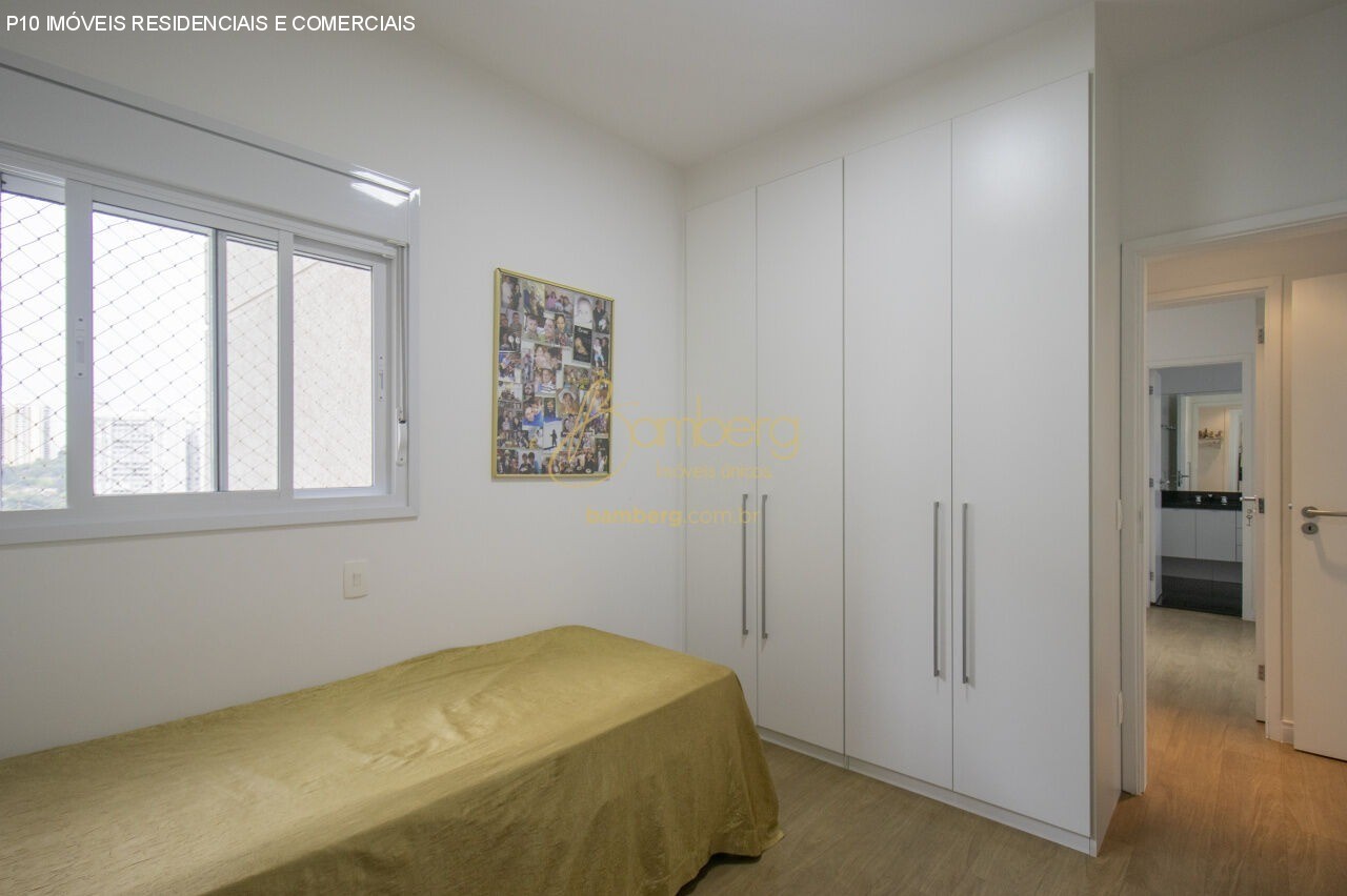 Apartamento à venda com 3 quartos, 137m² - Foto 19