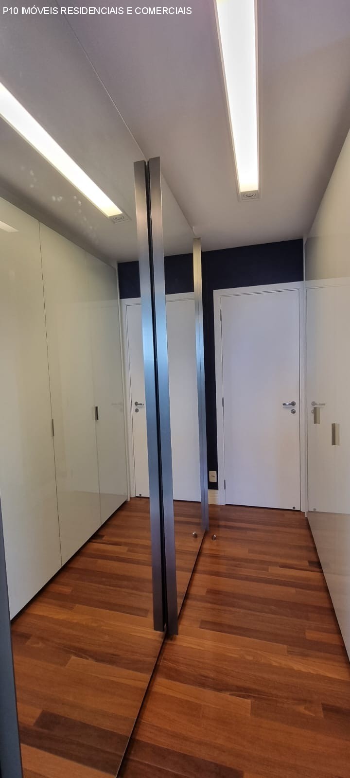 Apartamento à venda com 4 quartos, 223m² - Foto 24