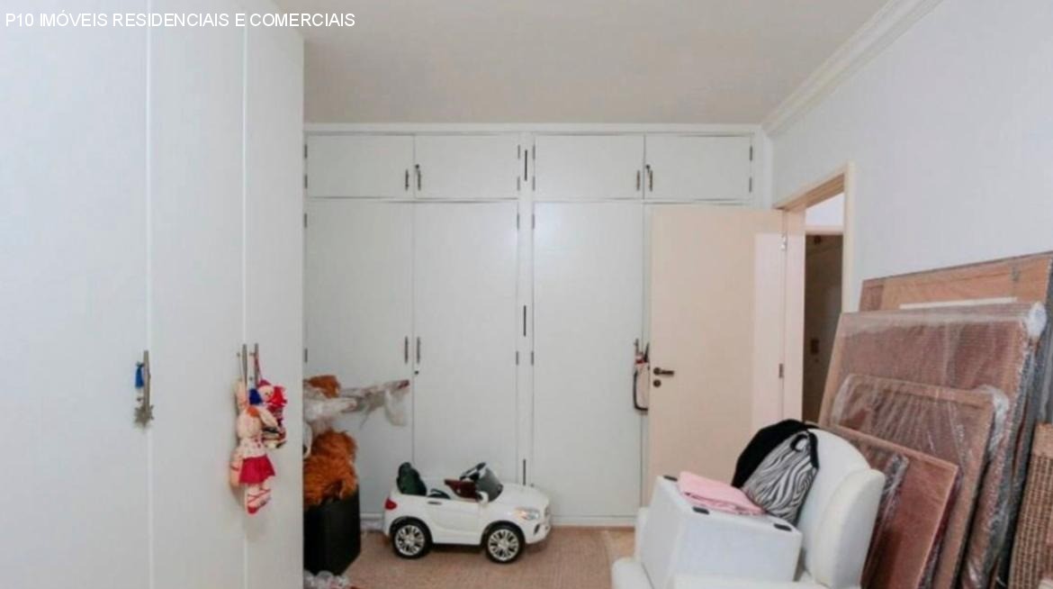 Apartamento à venda com 3 quartos, 200m² - Foto 11