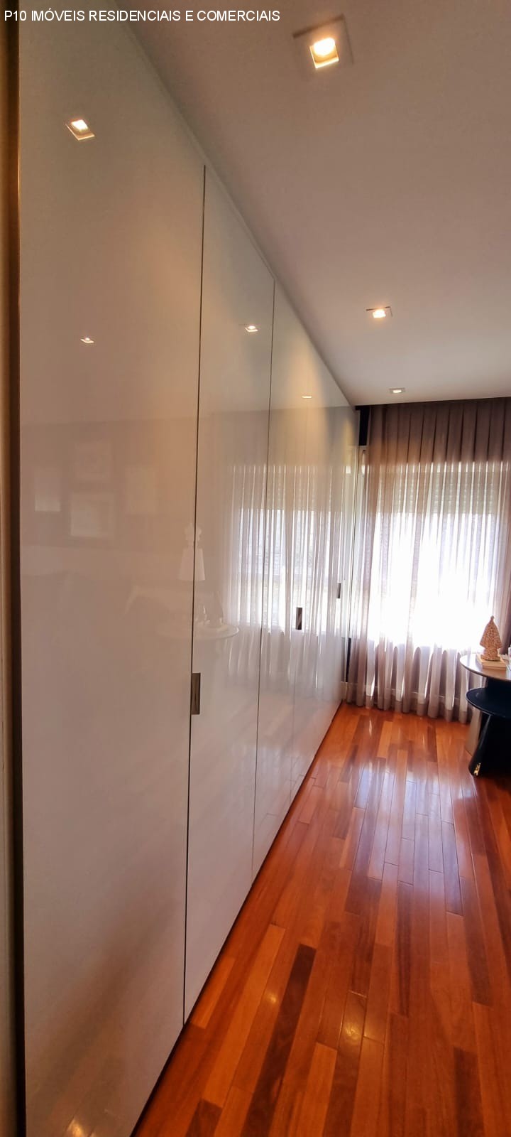 Apartamento à venda com 4 quartos, 223m² - Foto 26