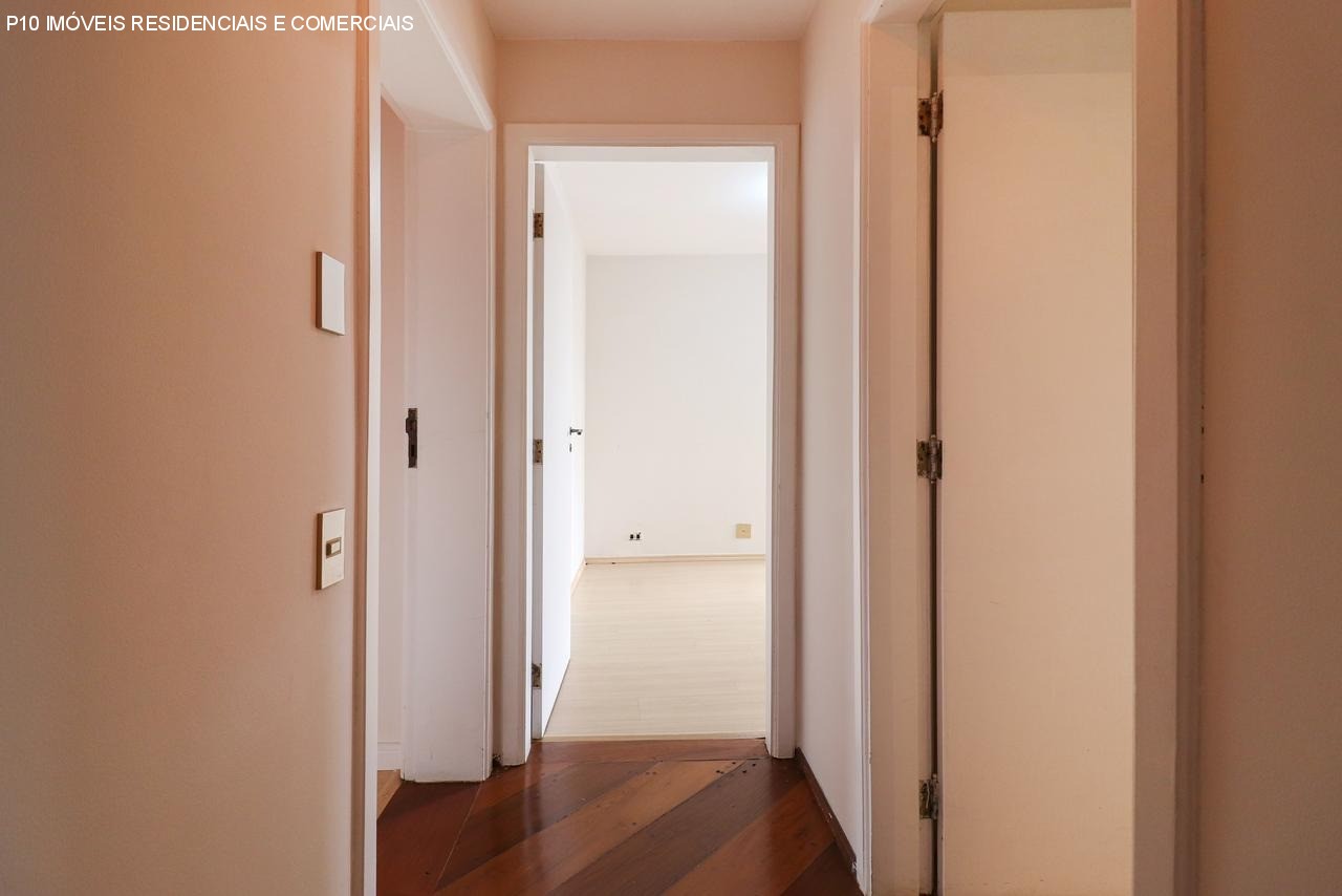 Apartamento à venda com 3 quartos, 138m² - Foto 8