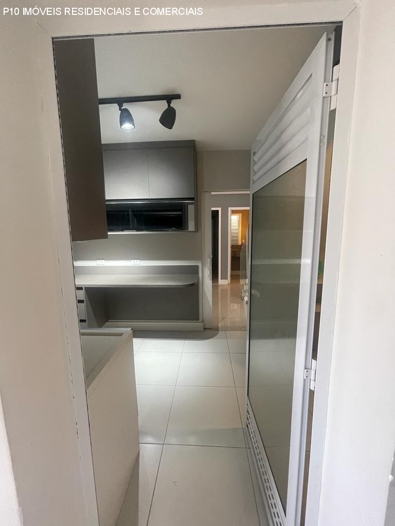 Cobertura à venda com 4 quartos, 284m² - Foto 17