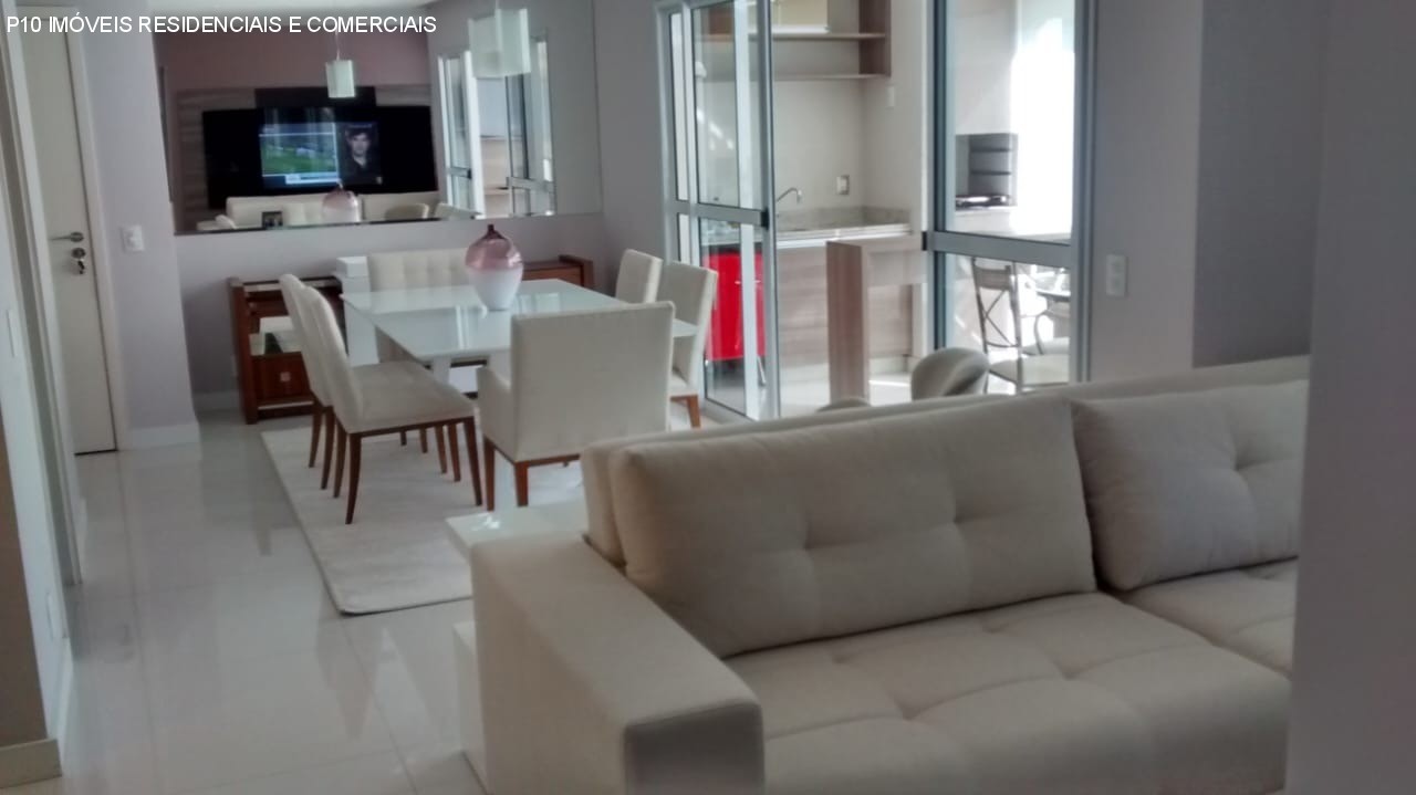 Apartamento à venda com 2 quartos, 96m² - Foto 1