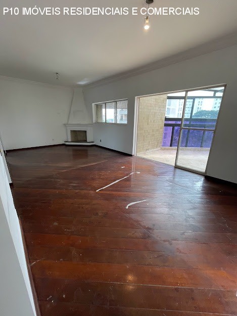 Apartamento à venda com 4 quartos, 271m² - Foto 5