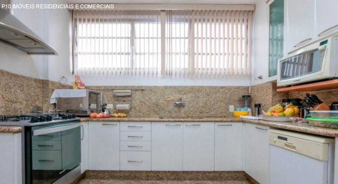 Apartamento à venda com 3 quartos, 200m² - Foto 9