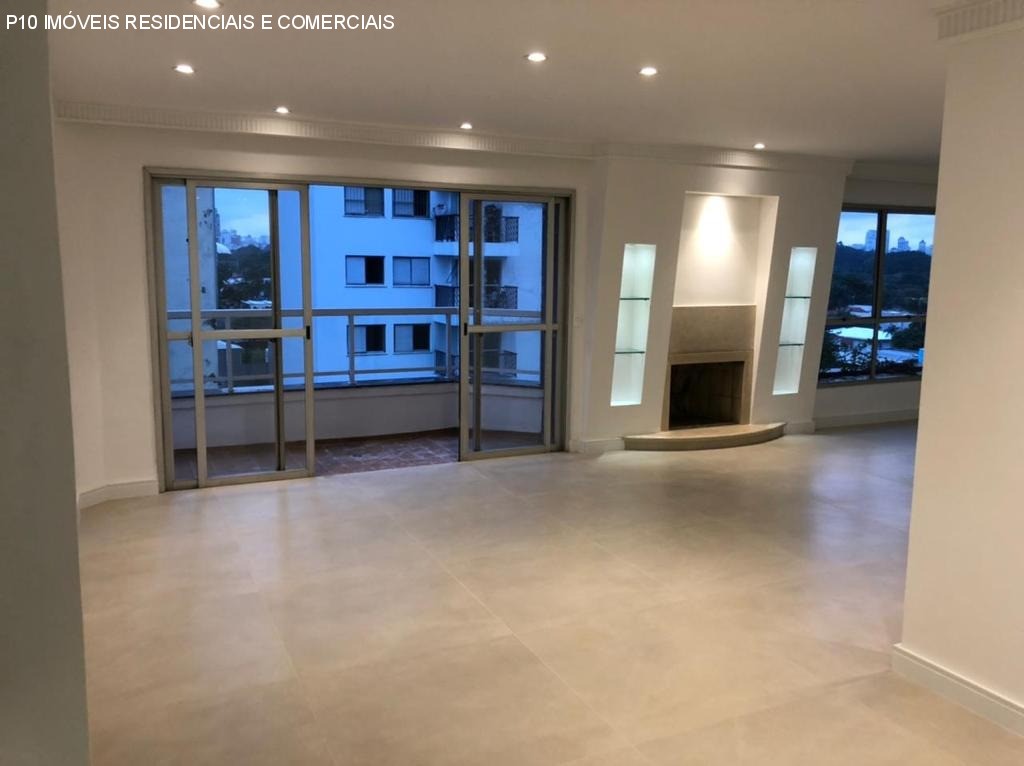 Apartamento à venda com 3 quartos, 195m² - Foto 1