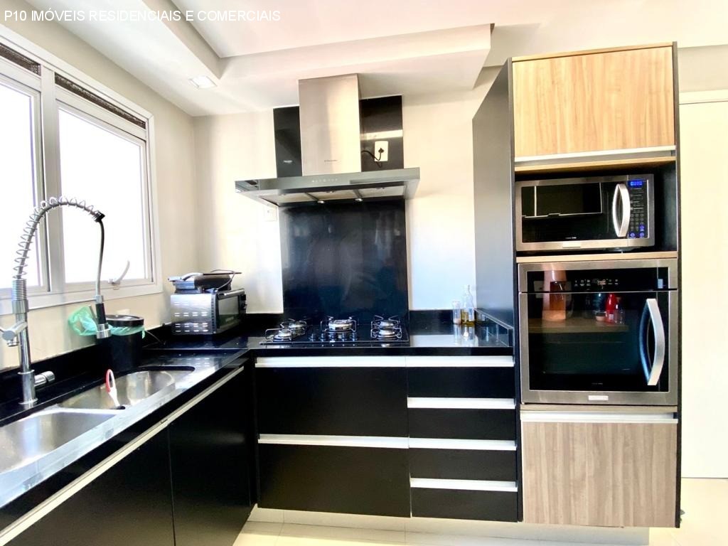 Apartamento à venda com 3 quartos, 138m² - Foto 9