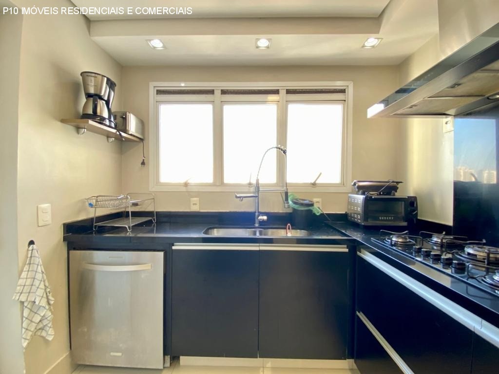 Apartamento à venda com 3 quartos, 138m² - Foto 11