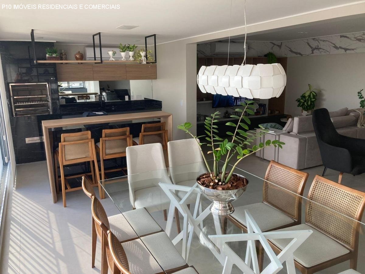 Apartamento à venda com 4 quartos, 202m² - Foto 3