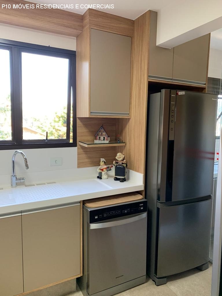 Apartamento à venda com 3 quartos, 200m² - Foto 5