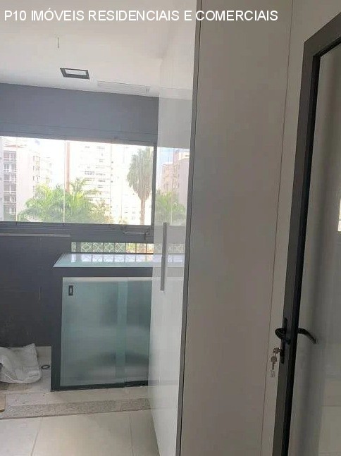 Apartamento à venda com 3 quartos, 162m² - Foto 9