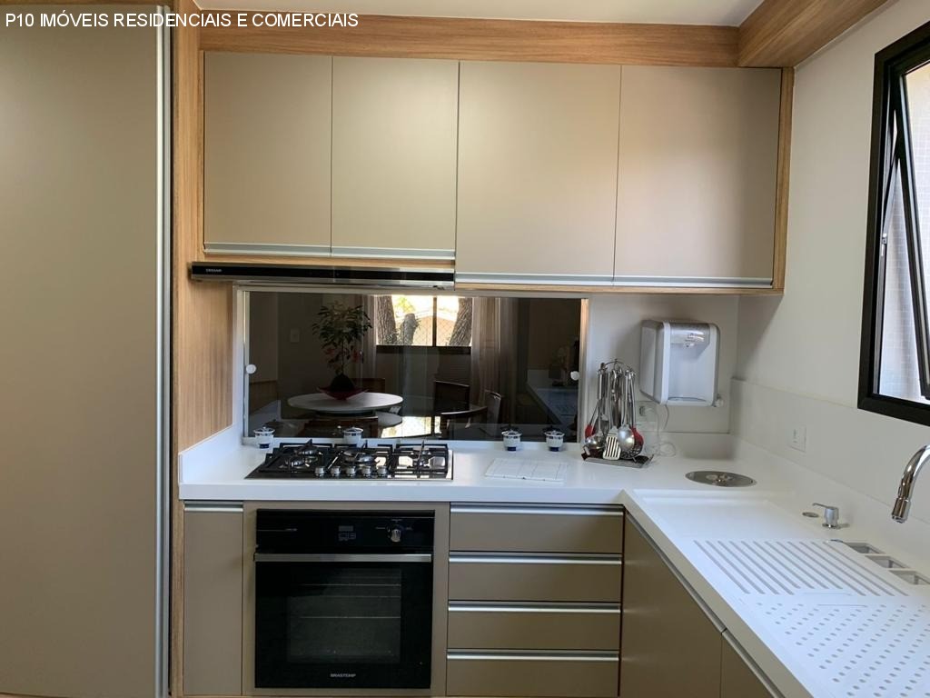 Apartamento à venda com 3 quartos, 200m² - Foto 3