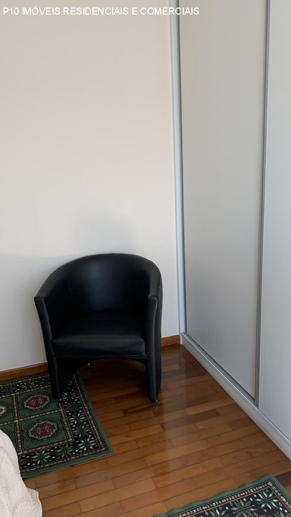 Apartamento à venda com 3 quartos, 200m² - Foto 17