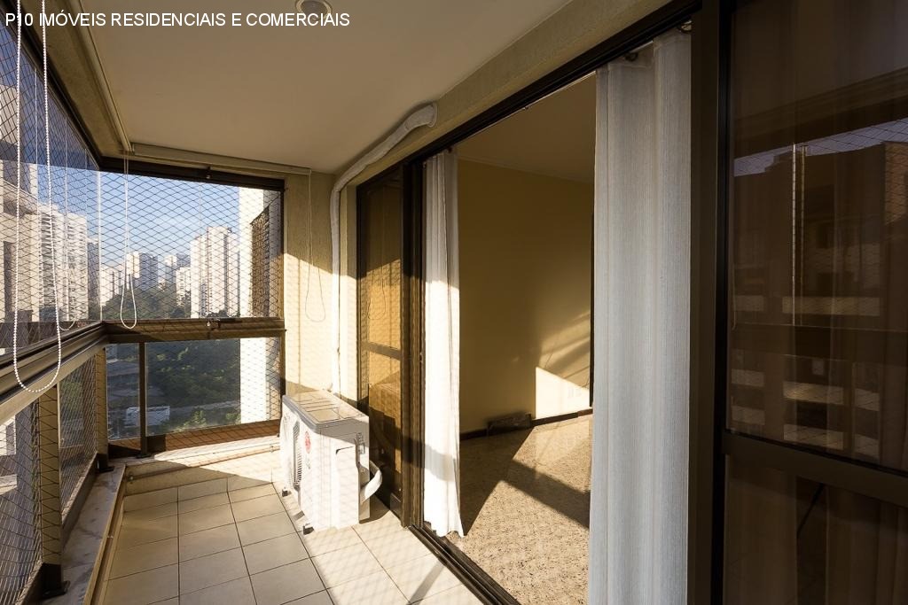 Apartamento à venda com 3 quartos, 105m² - Foto 1