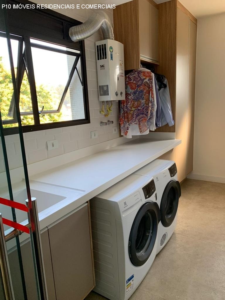 Apartamento à venda com 3 quartos, 200m² - Foto 8