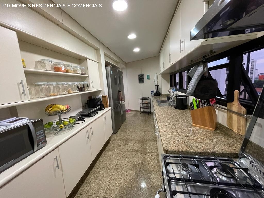 Apartamento à venda com 3 quartos, 250m² - Foto 5