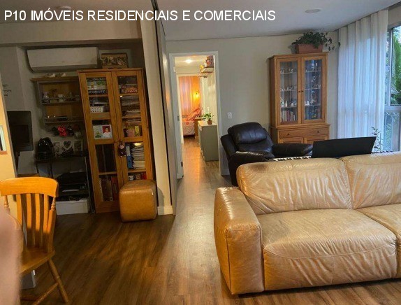 Apartamento à venda com 3 quartos, 107m² - Foto 4