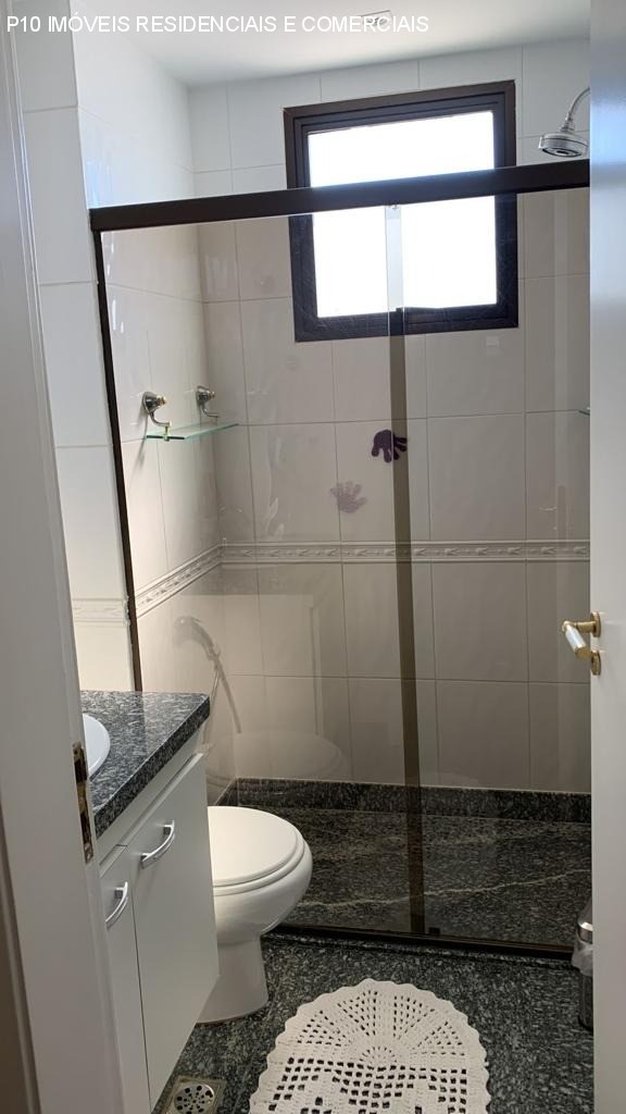 Apartamento à venda com 3 quartos, 200m² - Foto 15