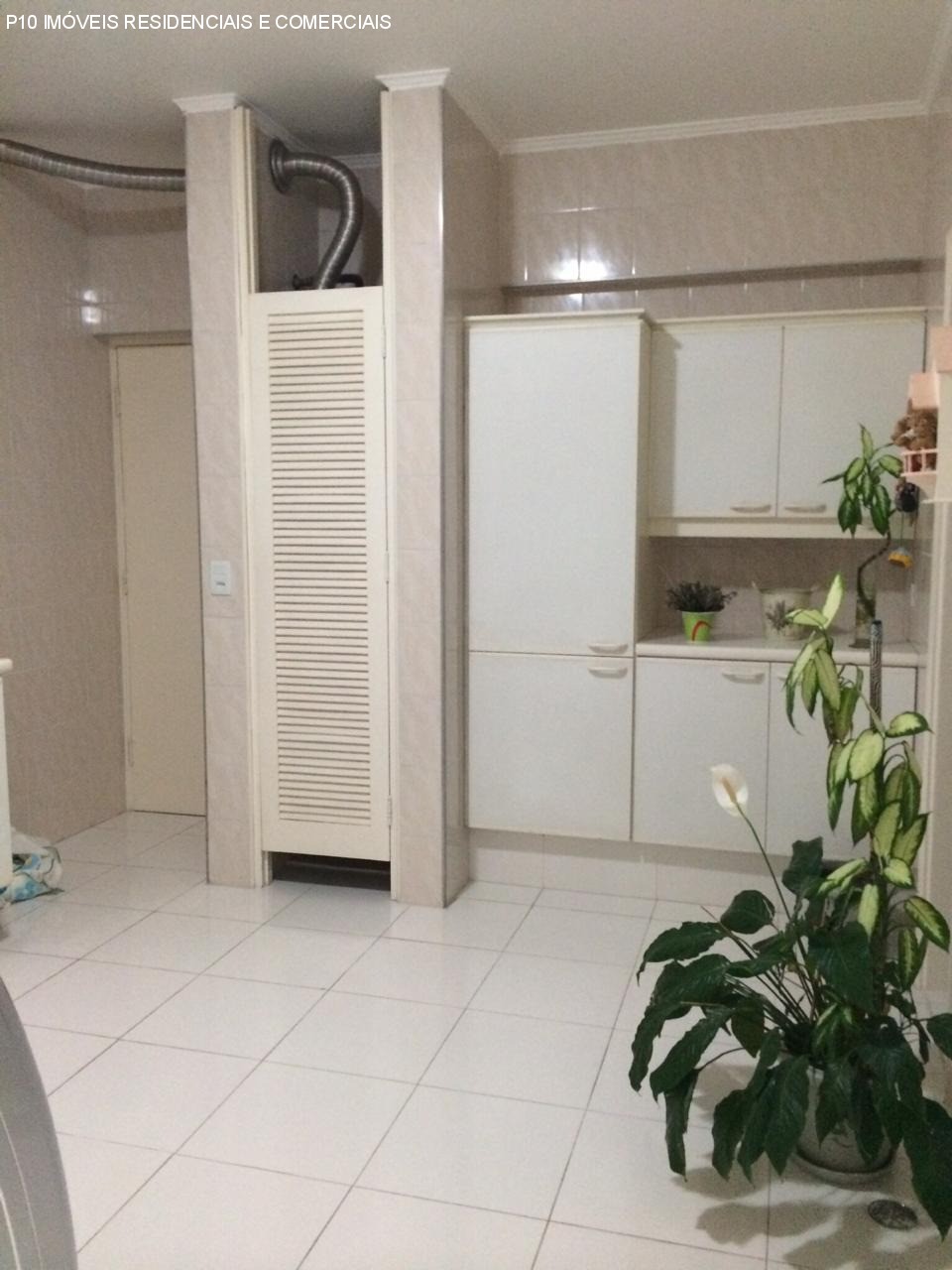 Apartamento à venda com 4 quartos, 240m² - Foto 7