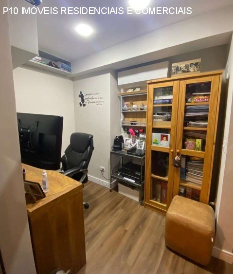 Apartamento à venda com 3 quartos, 107m² - Foto 18