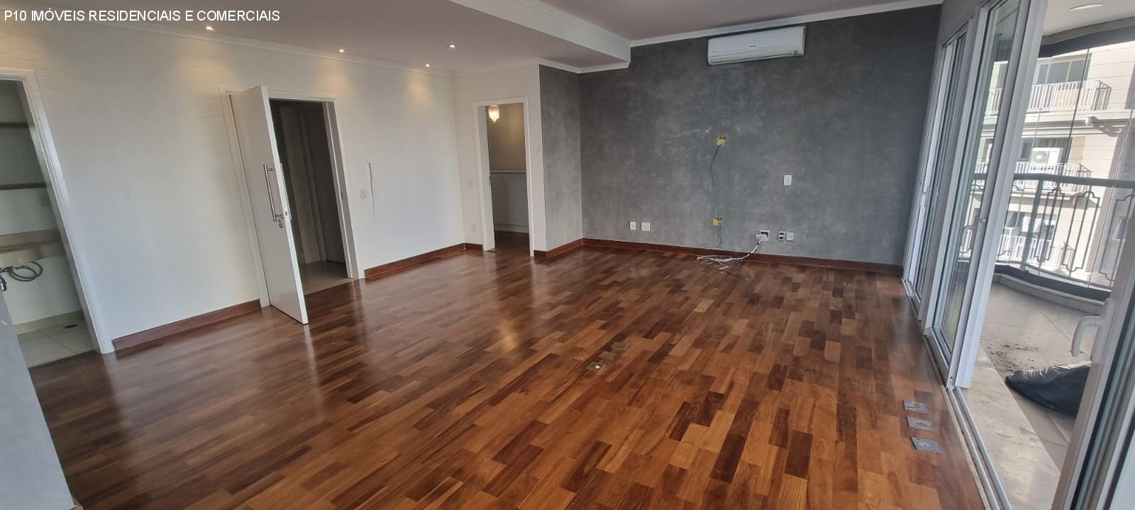 Apartamento para alugar com 4 quartos, 235m² - Foto 19