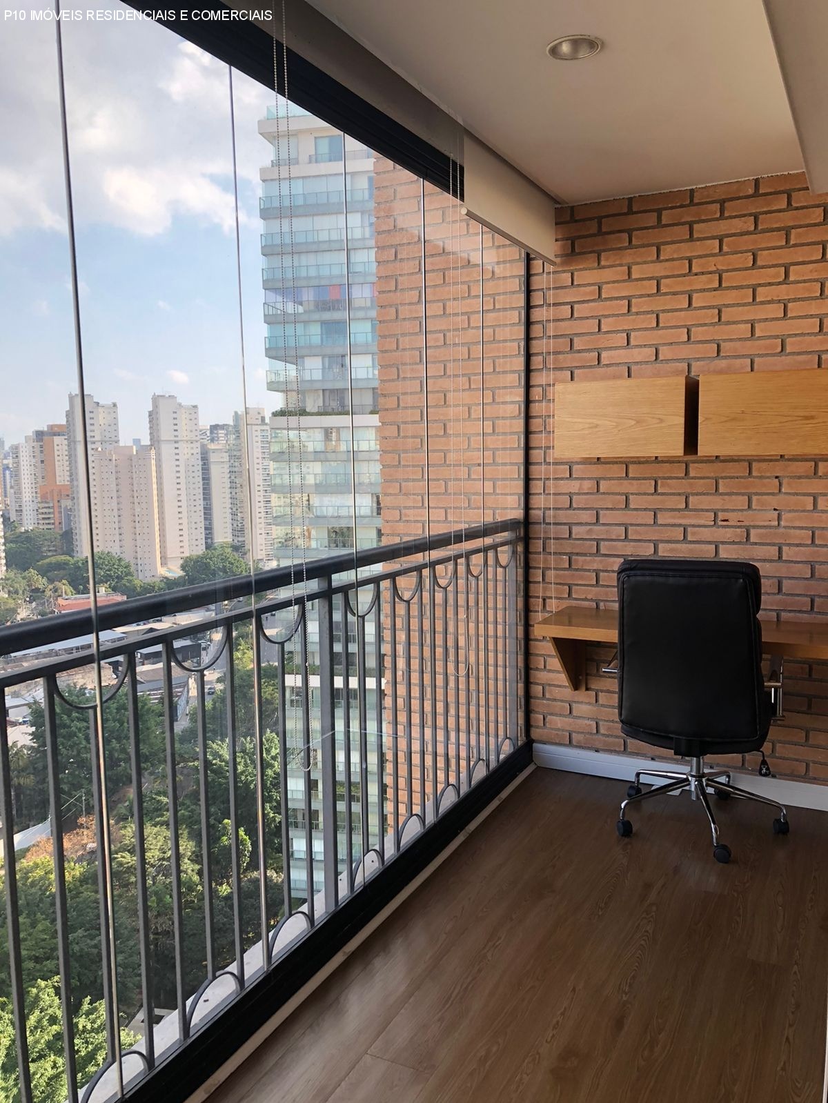 Apartamento à venda com 2 quartos, 96m² - Foto 1